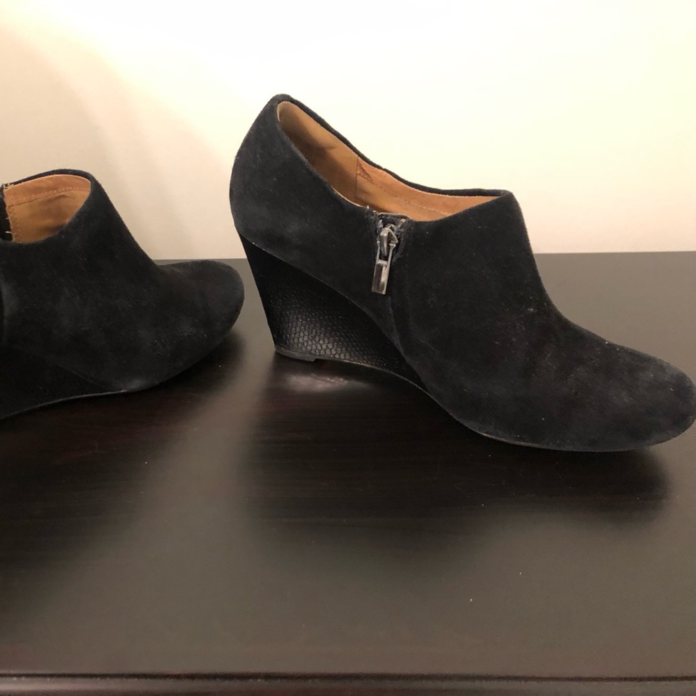 Clark’s Women’s Artisan Booties/Wedges